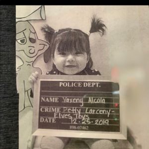 Meet your Posher, Cynthia